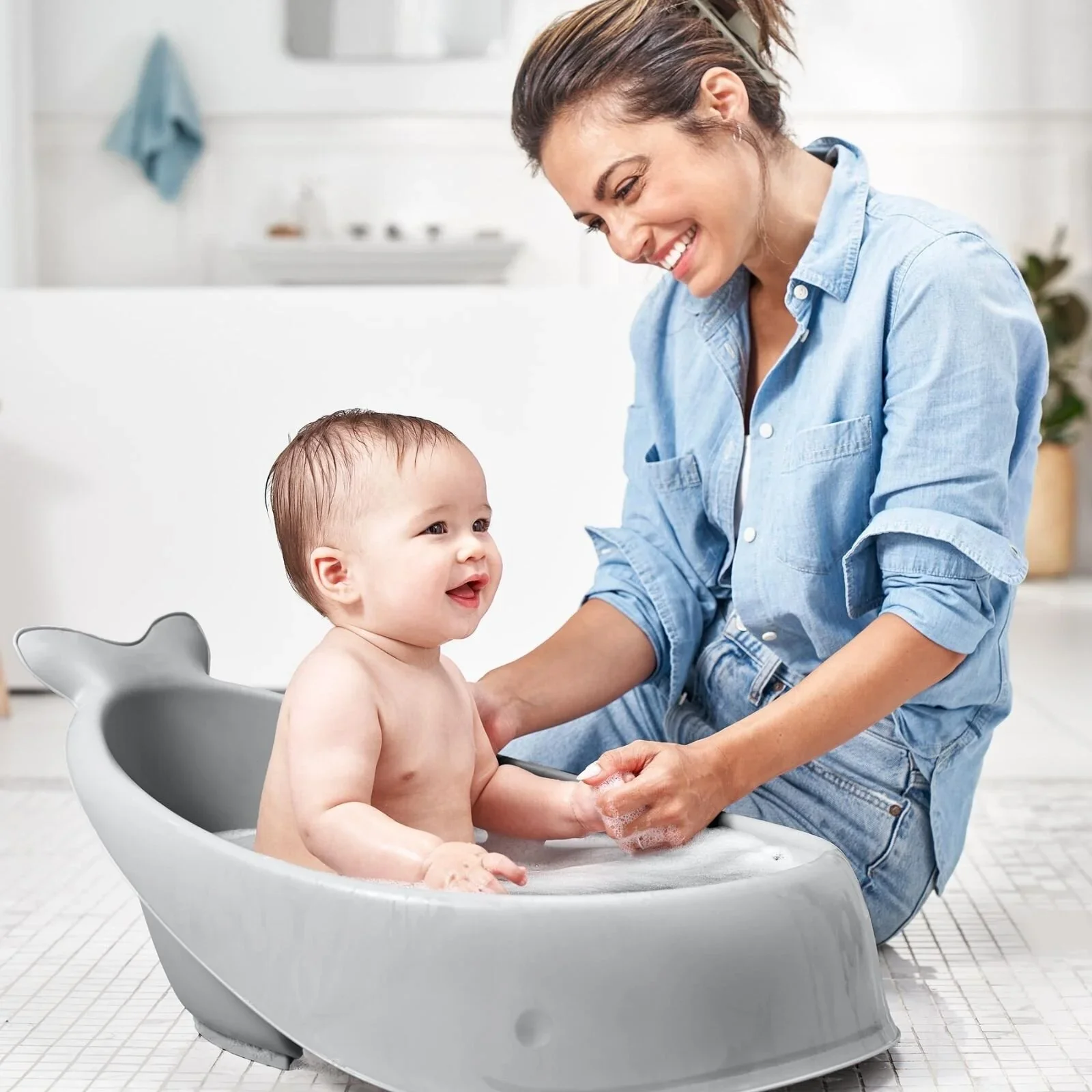 Skip Hop Moby Smart Sling 3-Stage Baby Bath Tub - Grey - Image 15