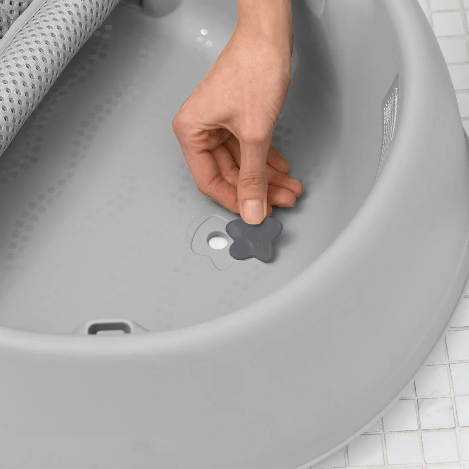 Skip Hop Moby Smart Sling 3-Stage Baby Bath Tub - Grey - Image 9