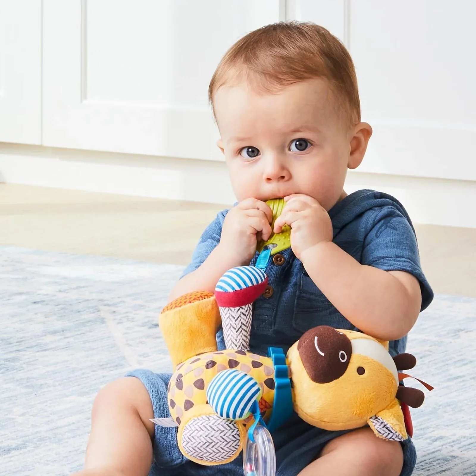 Skip Hop Bandana Buddies Activity Toy - Giraffe - Image 2