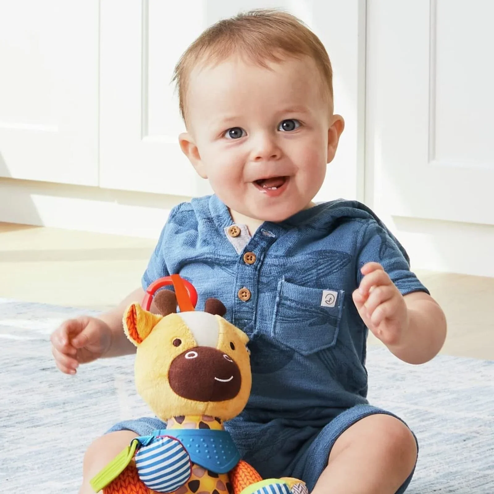 Skip Hop Bandana Buddies Activity Toy - Giraffe - Image 3