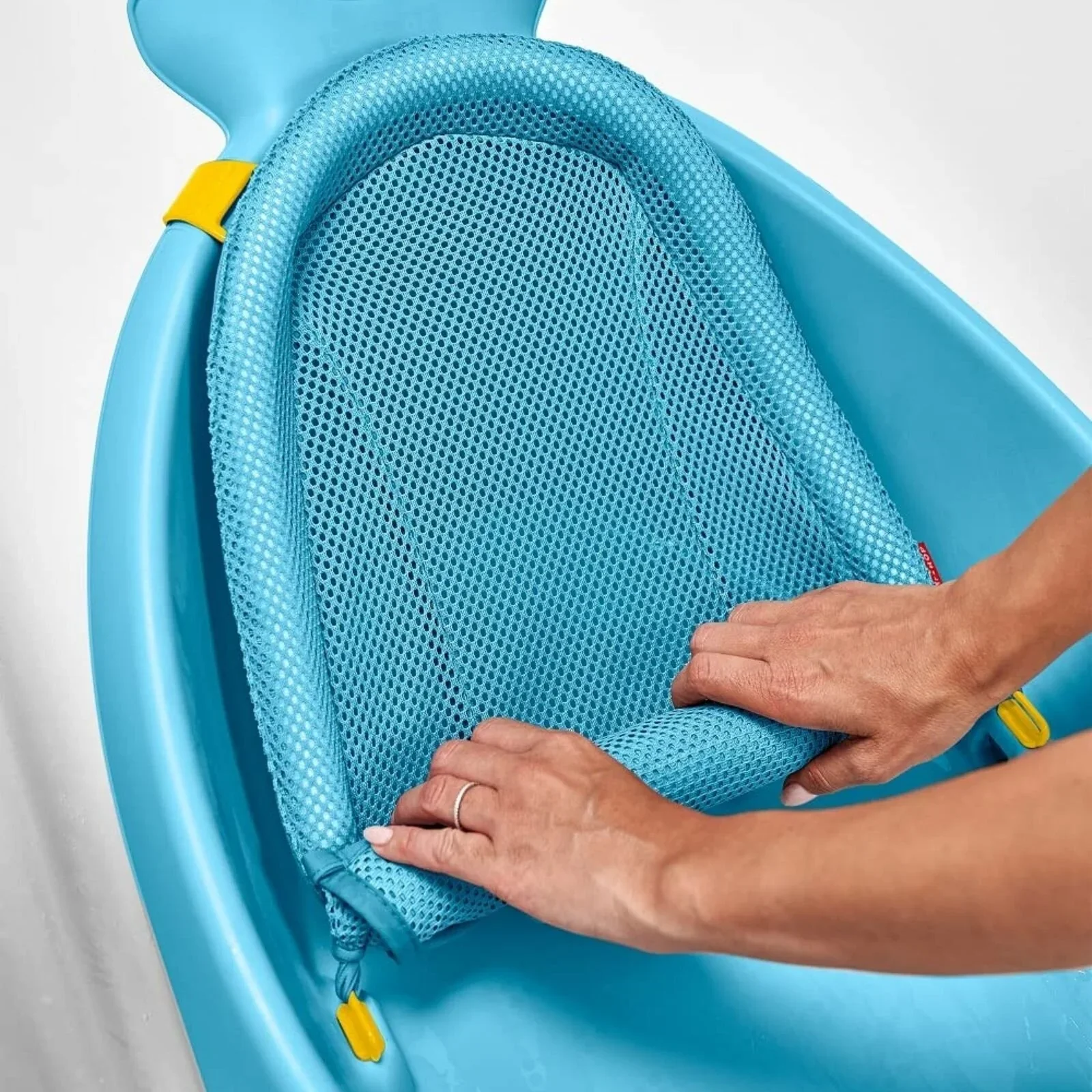 Skip Hop Moby Smart Sling 3-Stage Baby Bath Tub - Blue - Image 11
