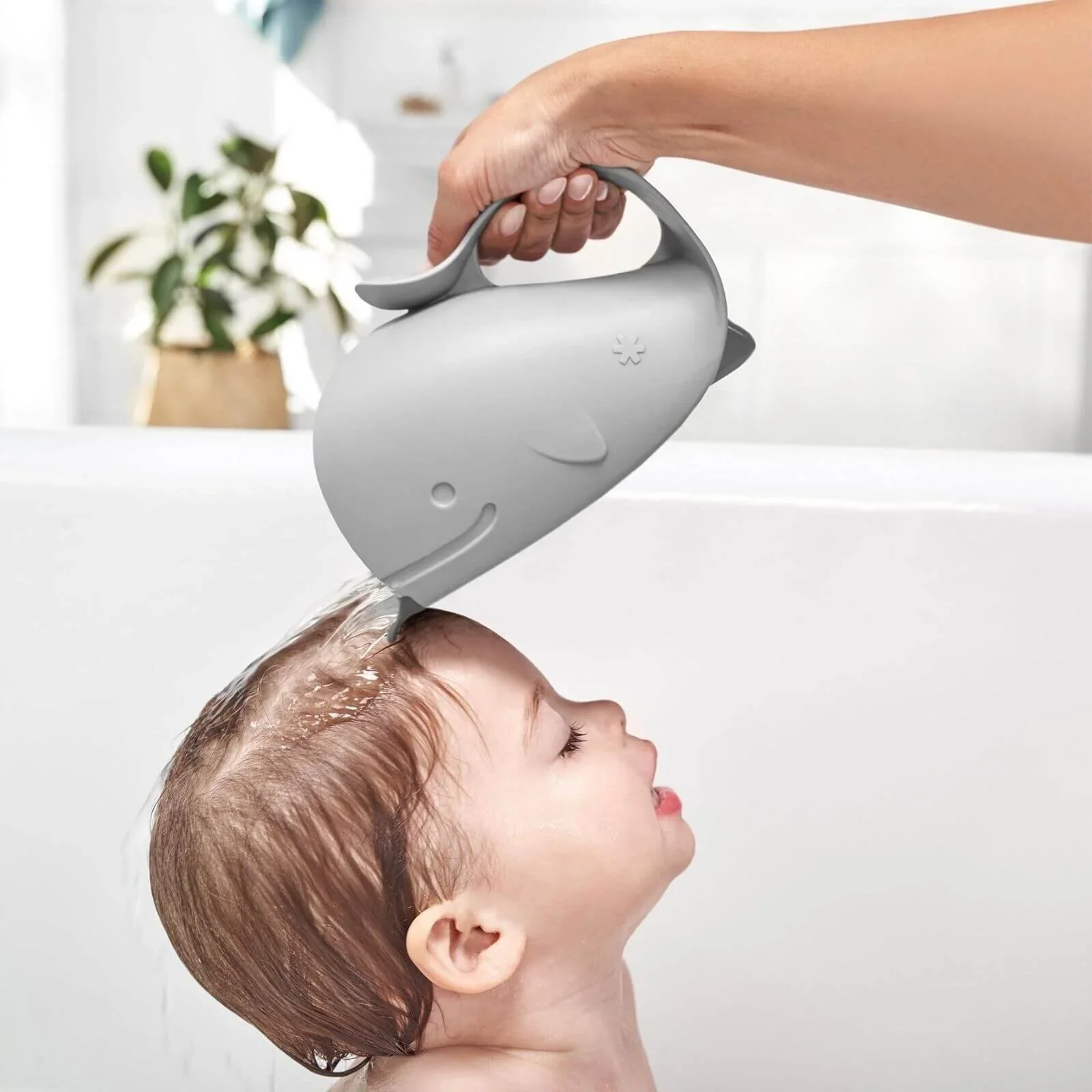 Skip Hop Moby Waterfall Bath Rinser Grey - Image 6