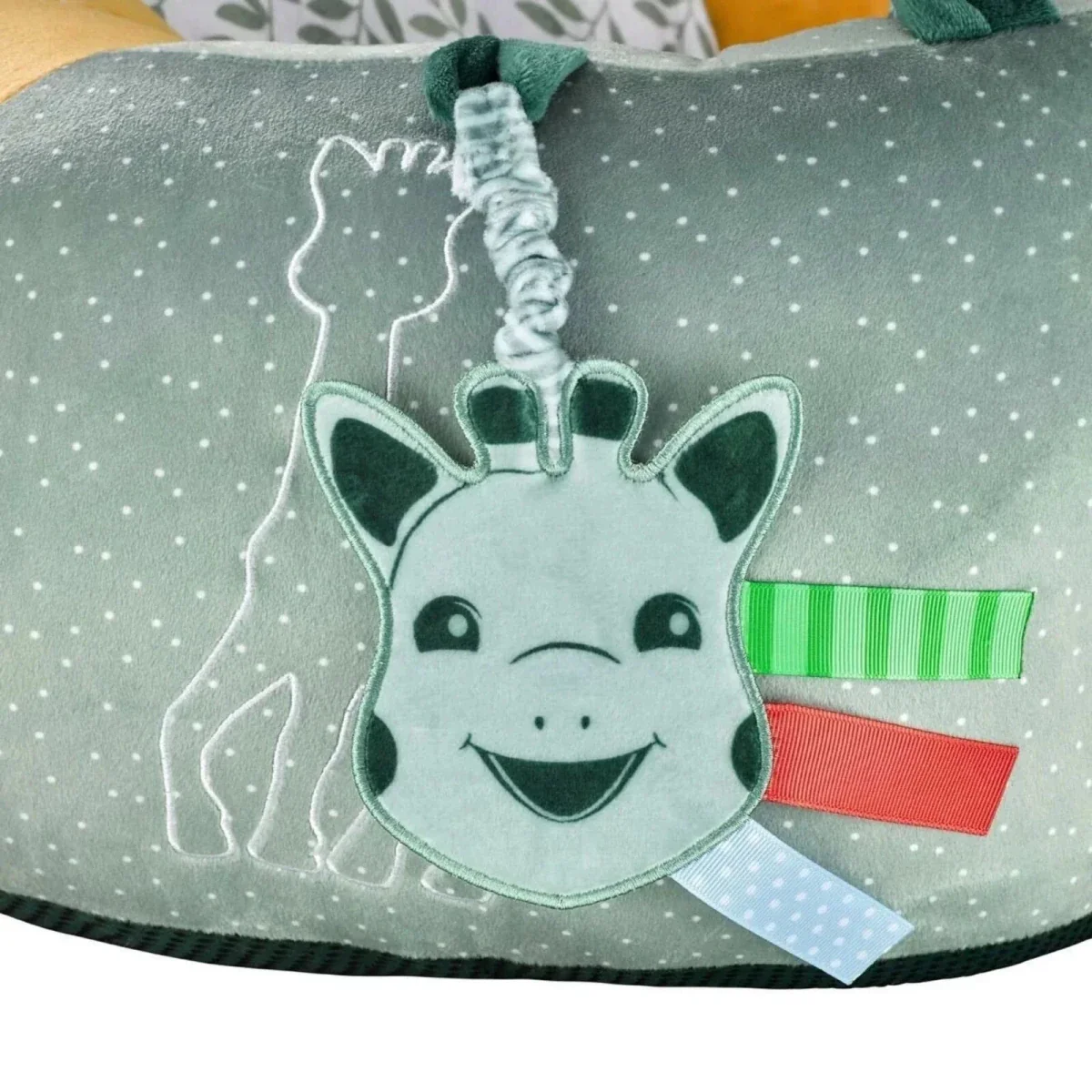 Sophie La Girafe Baby Seat & Play - Image 4
