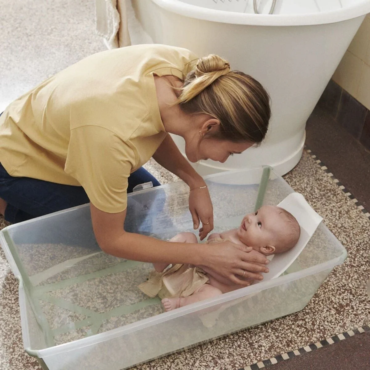 Stokke Flexi Bath Baby Support - White - Image 7