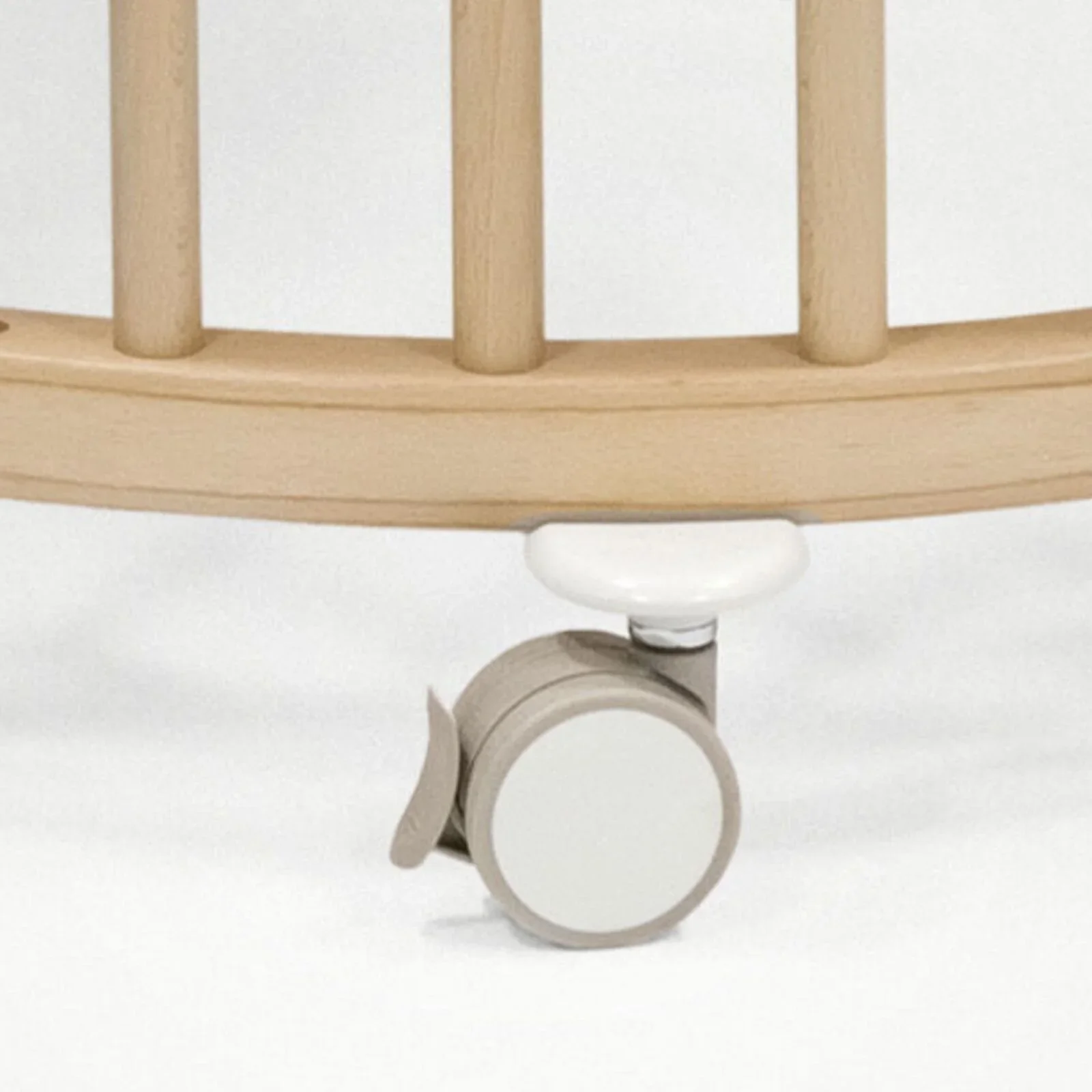 Stokke Sleepi Mini Bed - Natural - Image 3