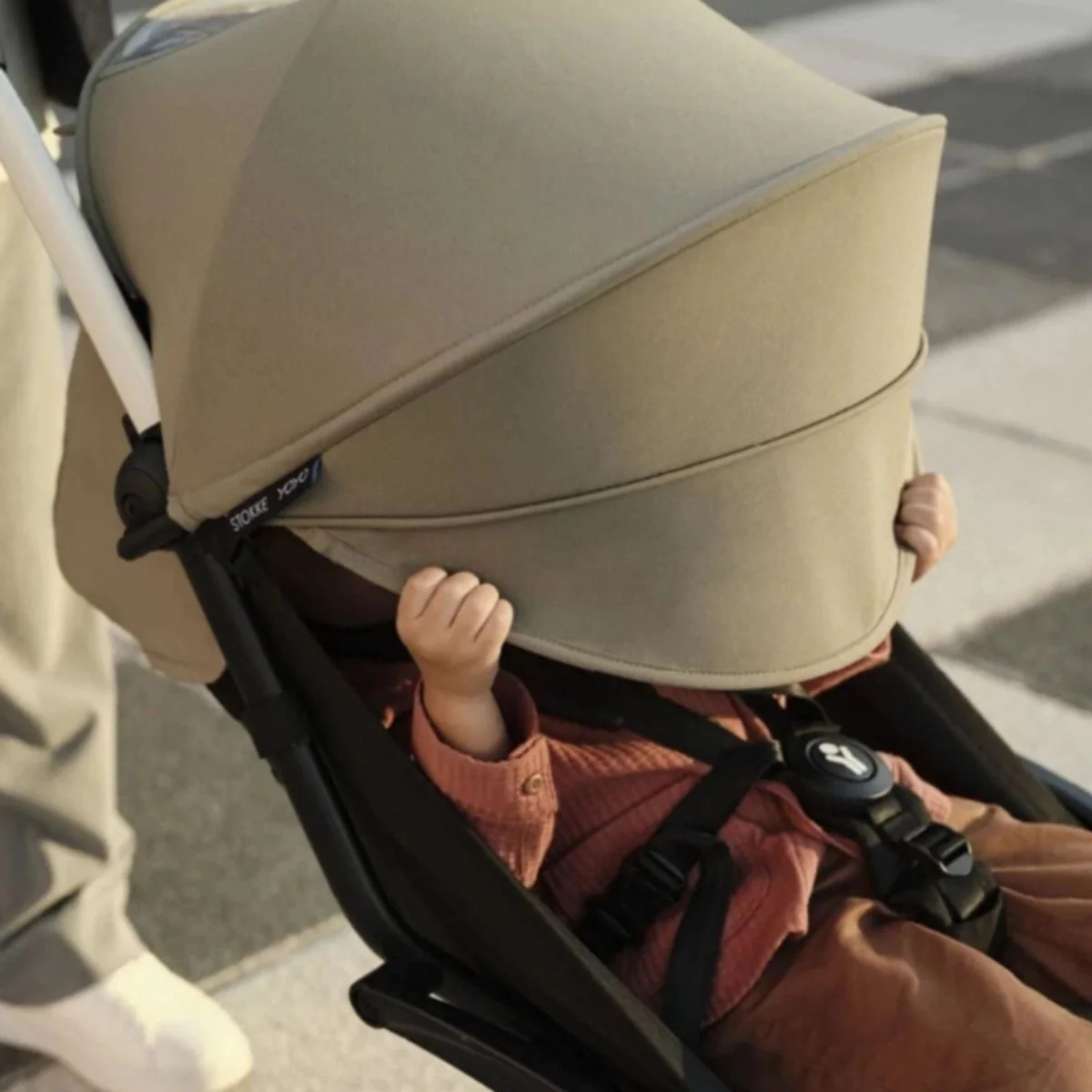 Stokke YOYO³ Newborn Pack to Toddler Bundle - Taupe Color Pack & White Frame - Image 11