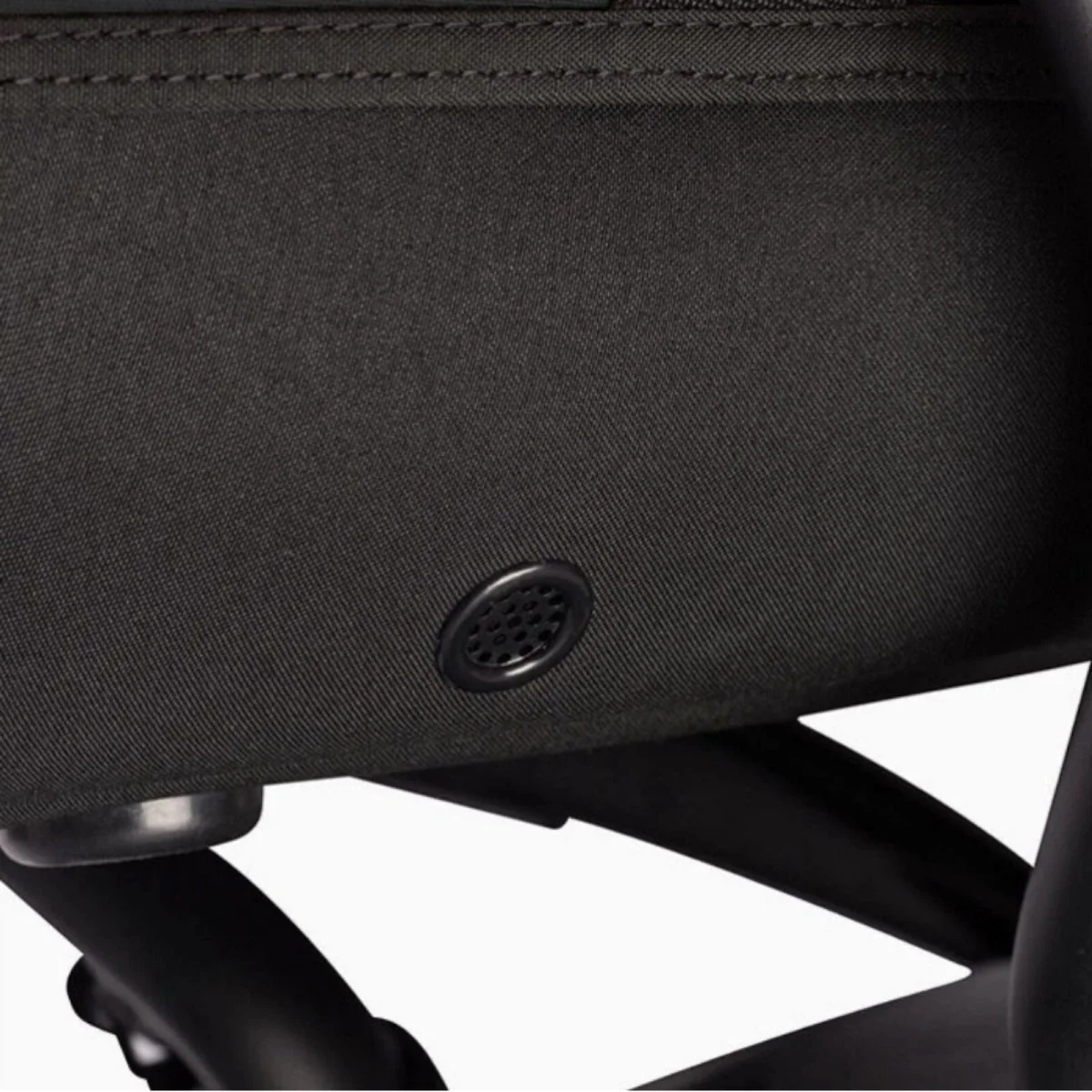 Stokke YOYO³ Newborn Shell to Toddler Bundle - Black Color Pack & Black Frame - Image 9