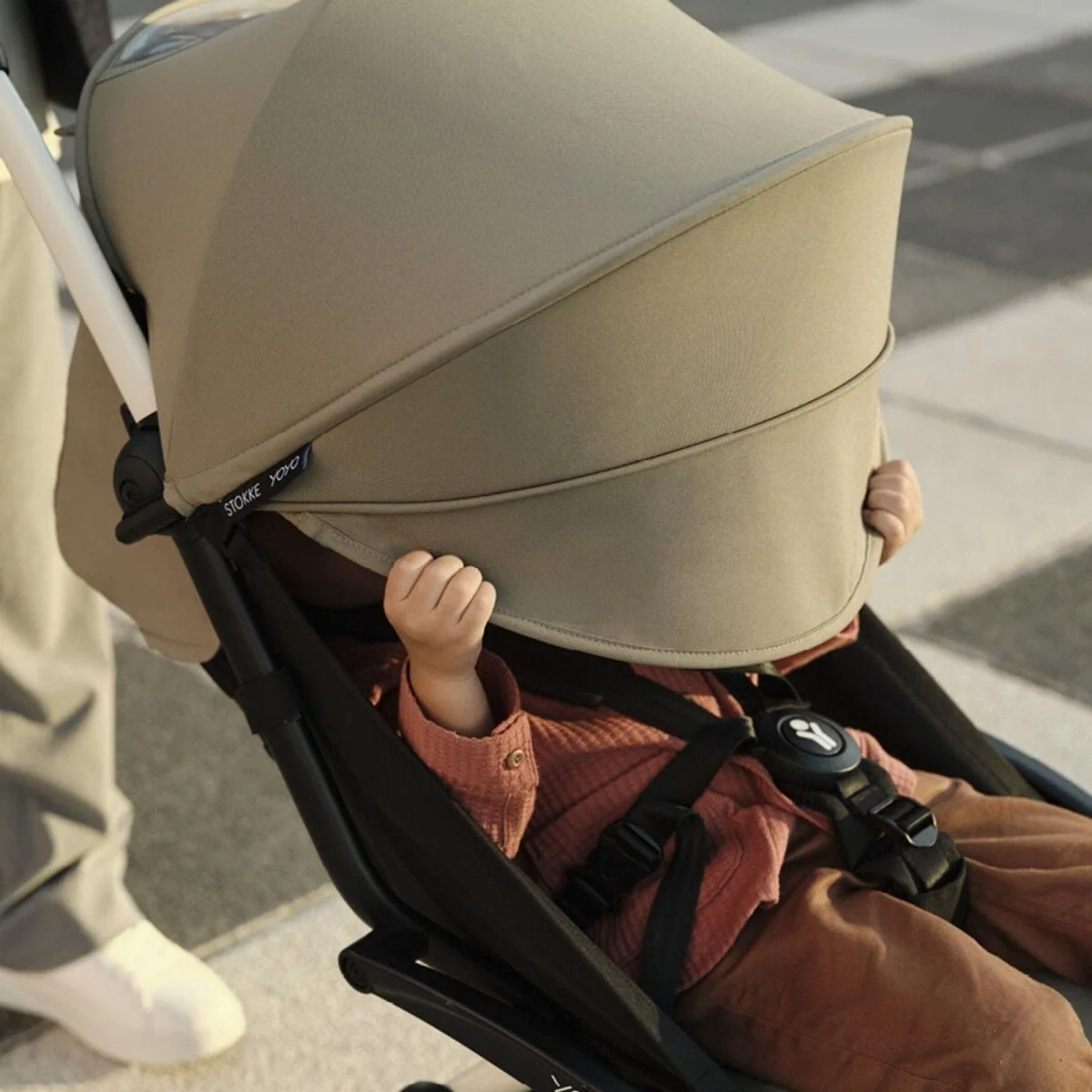 Stokke YOYO³ Stroller 6+ months - 6+ Taupe Color Pack & Black Frame - Image 7