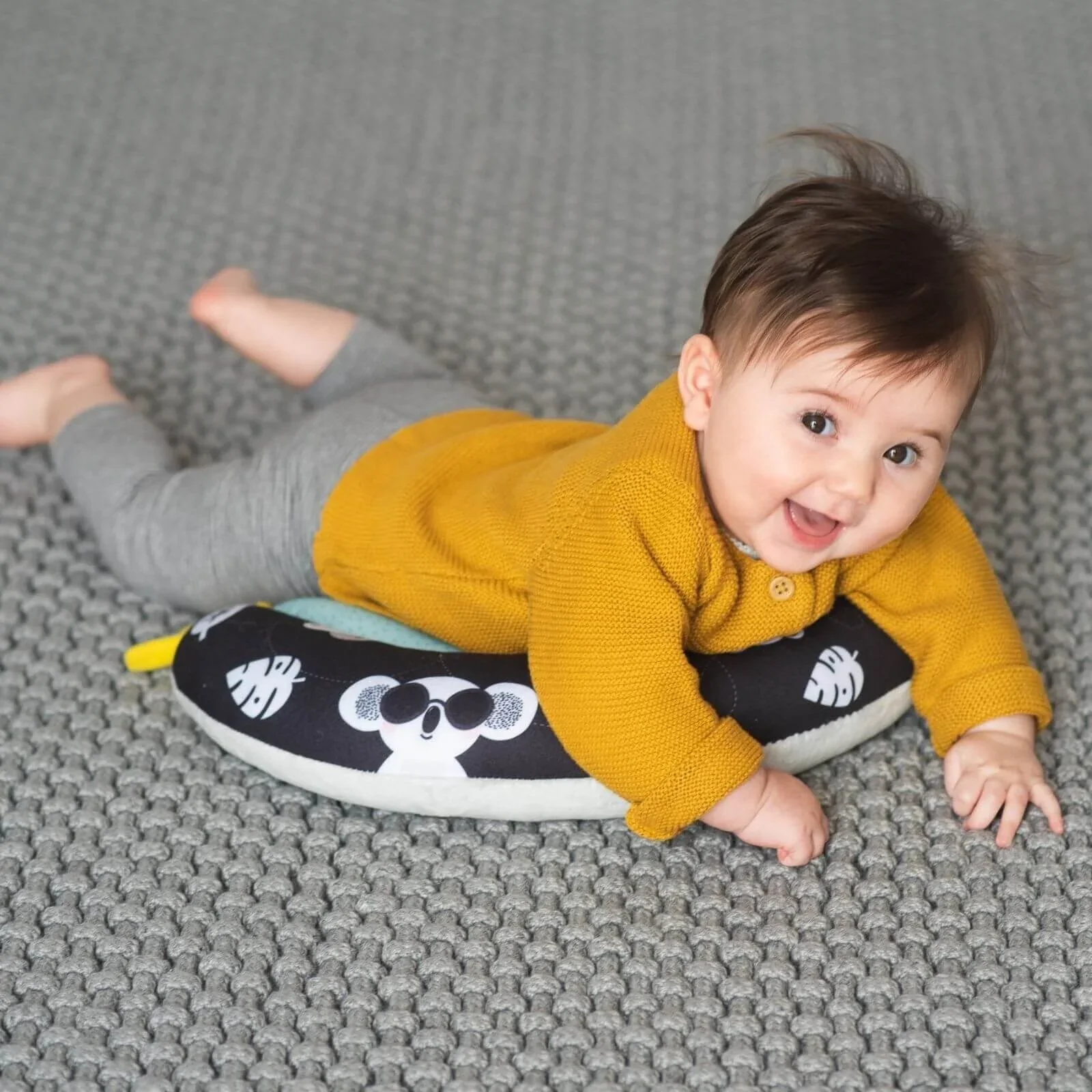 Taf Toys 2-in-1 Tummy Time Pillow - Image 6