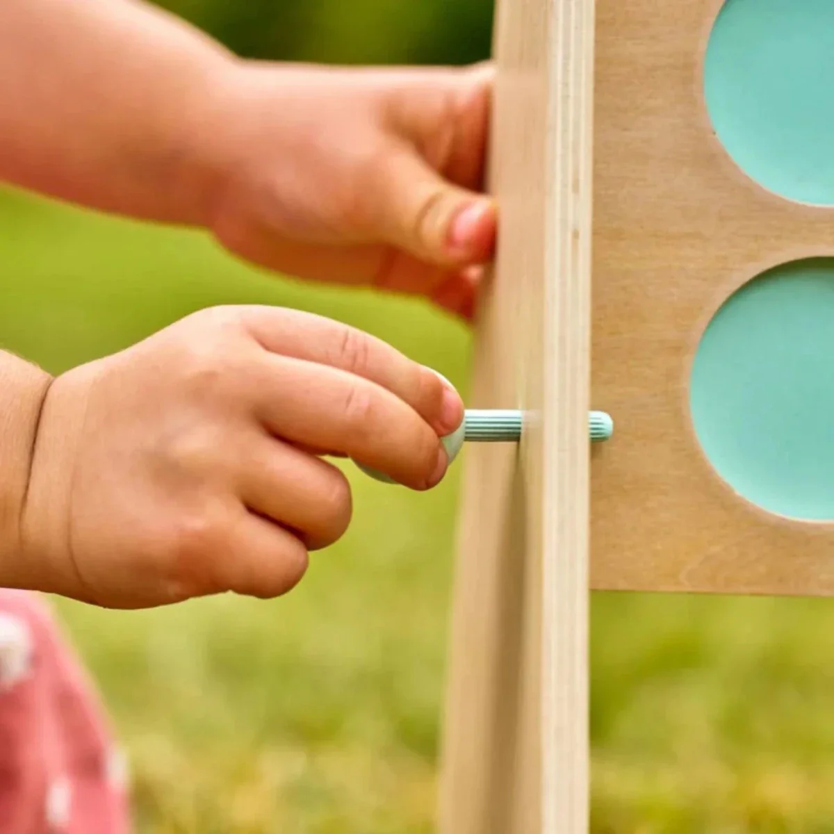 TP Giant Wooden 4-in-1 Row Game - Image 4