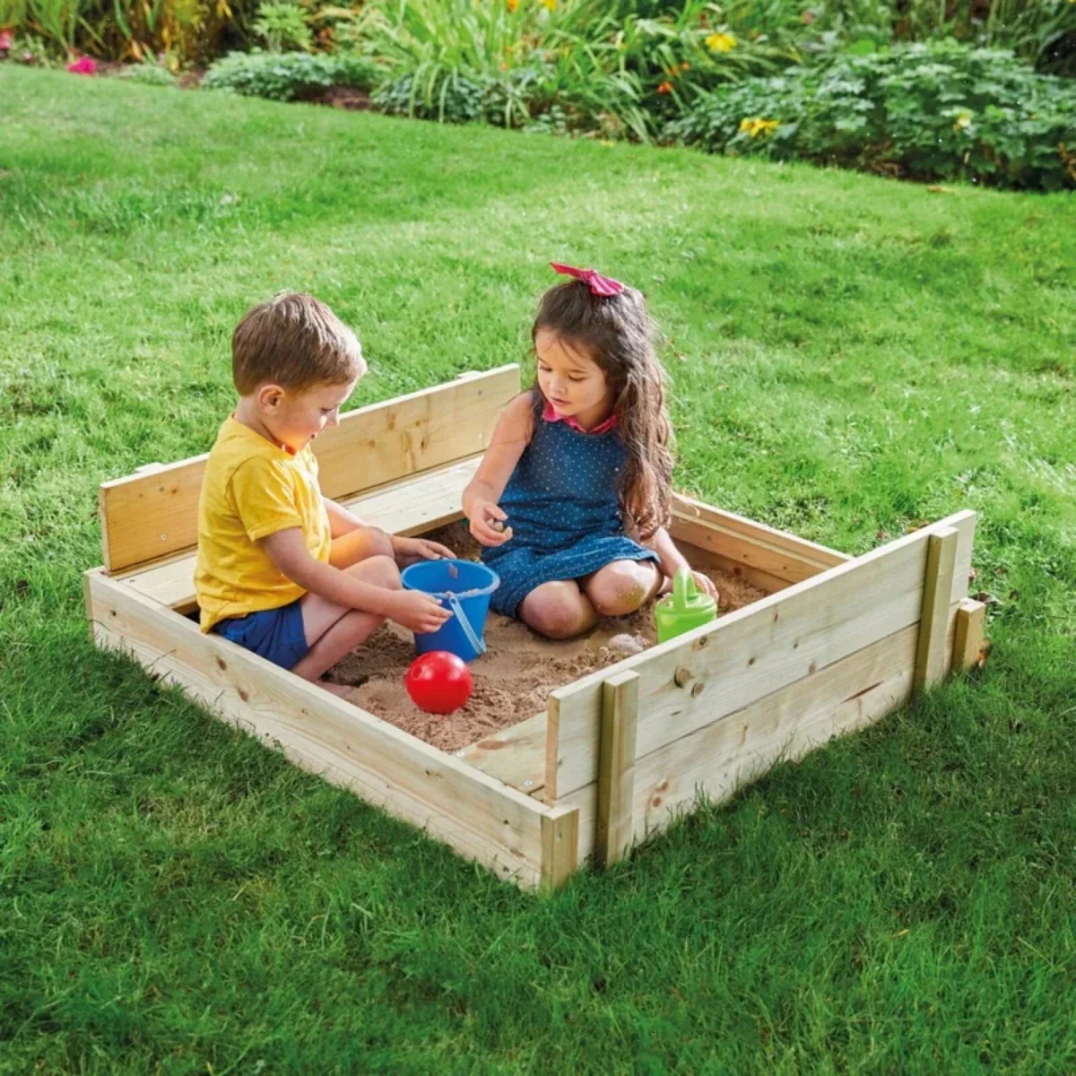TP Wooden Lidded Sandpit - Image 2