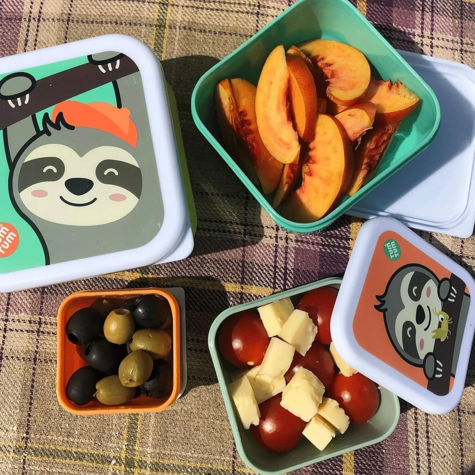 TUM TUM Nesting Snack Pots Pack of 4 - Stanley Sloth - Image 4