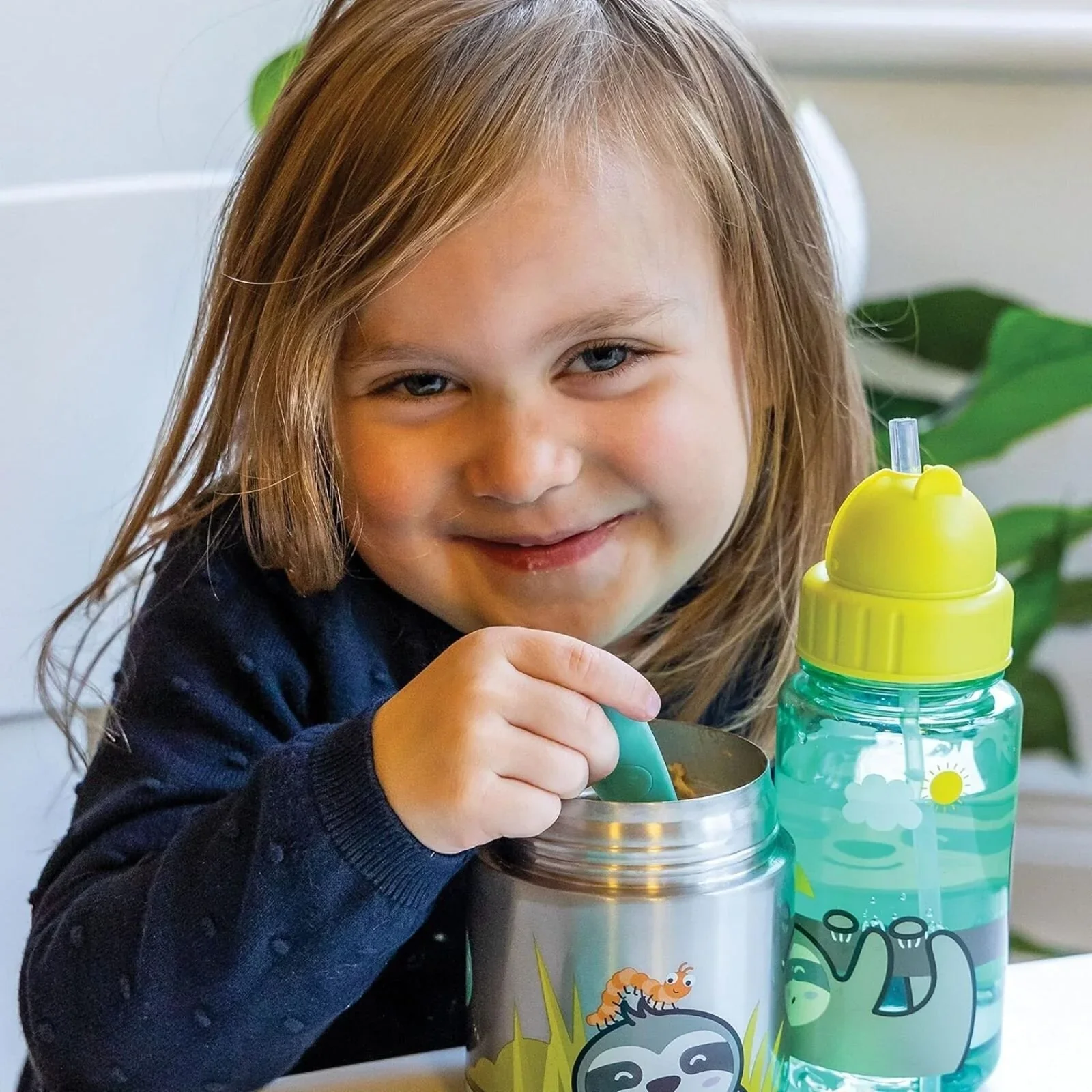 TUM TUM Thermal Food Flask with Magnetic Spork - Stanley Sloth - Image 4