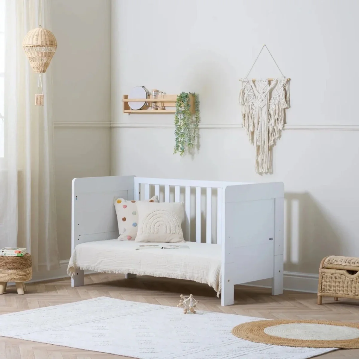 Tutti Bambini Alba Cot Bed - Essentials White - Image 4