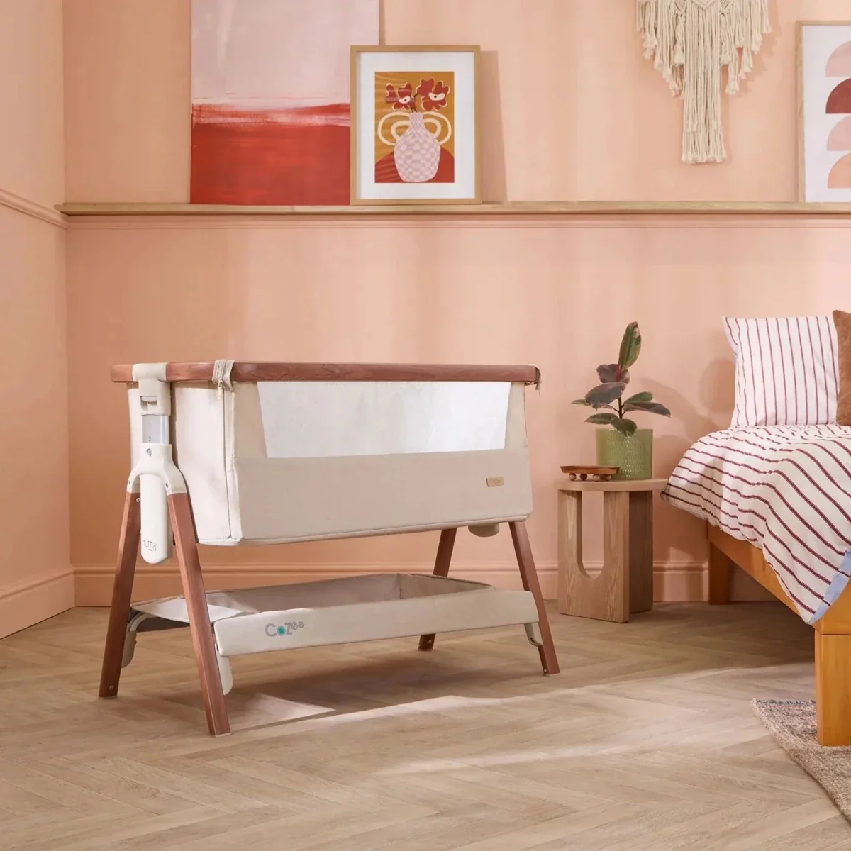 Tutti Bambini Cozee Bedside Crib - Scandinavian Walnut/Ecru - Image 2