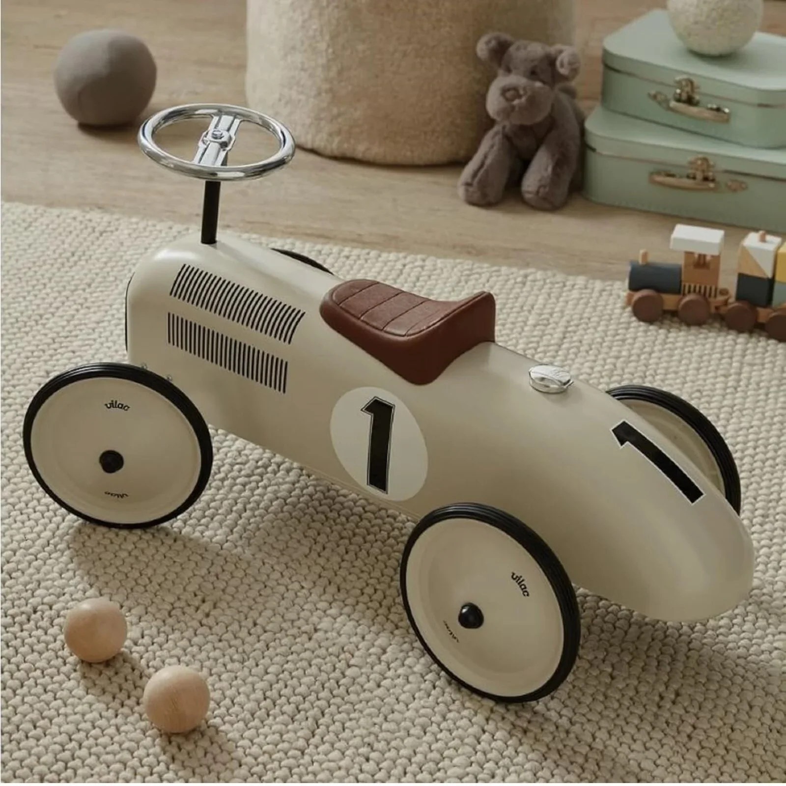 Vilac Ride On Metal Car Toy - Off White - Image 13