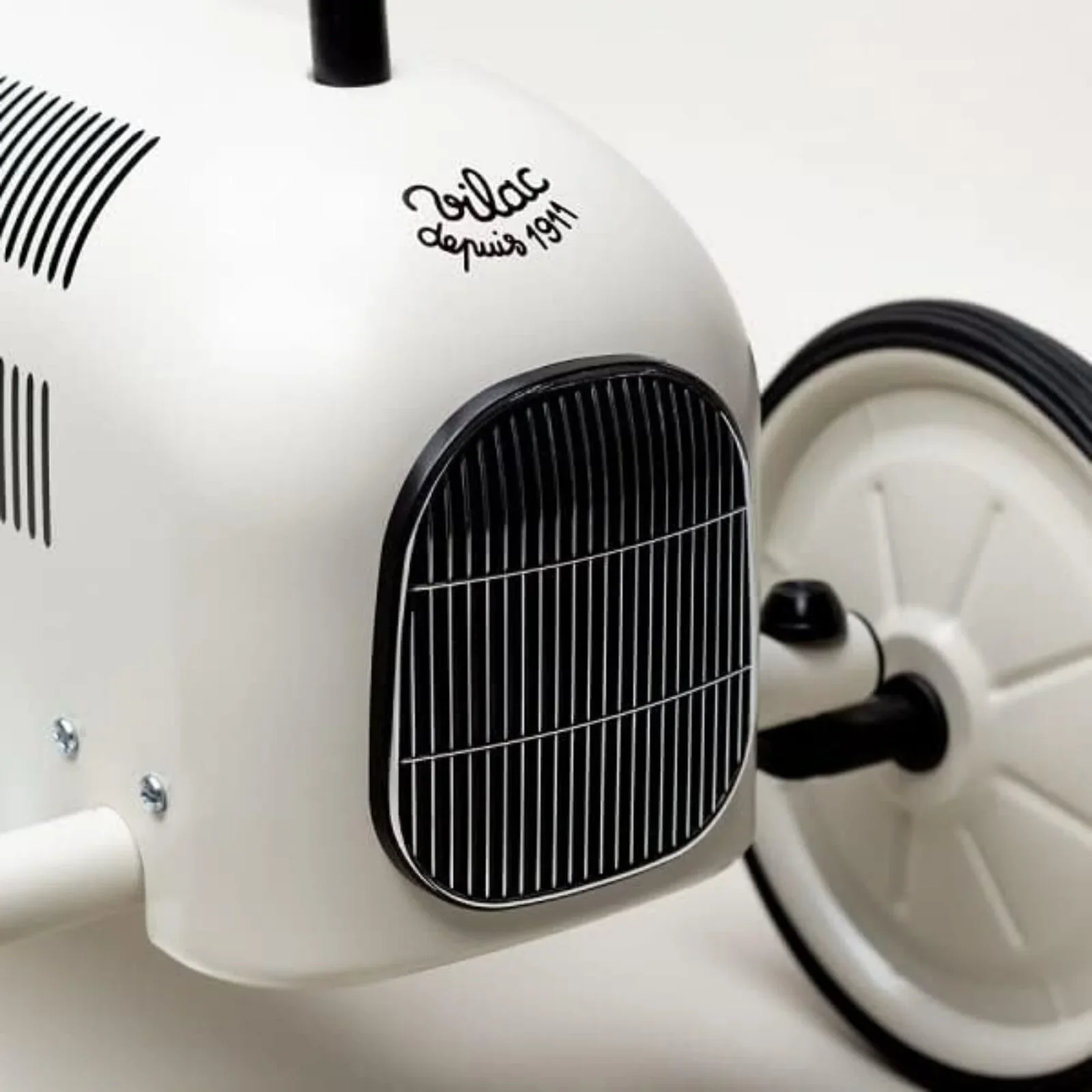 Vilac Ride On Metal Car Toy - Off White - Image 4