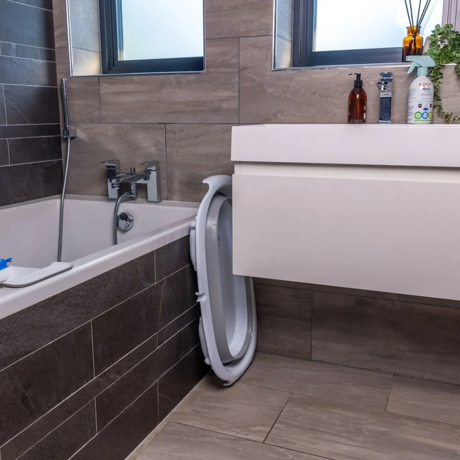 Vital Baby Foldable Bath Tube - Image 13