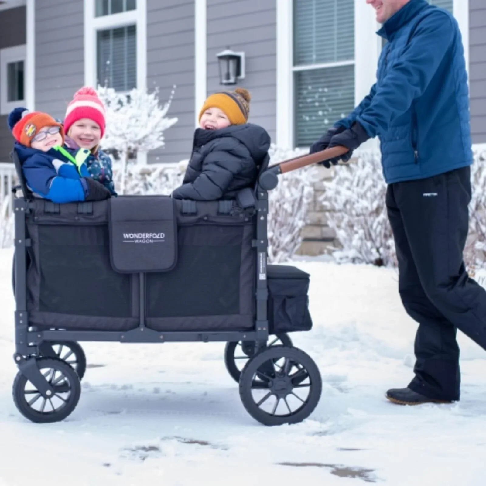 W4 Luxe Quad Stroller Wagon - Volcanic Black - Image 4