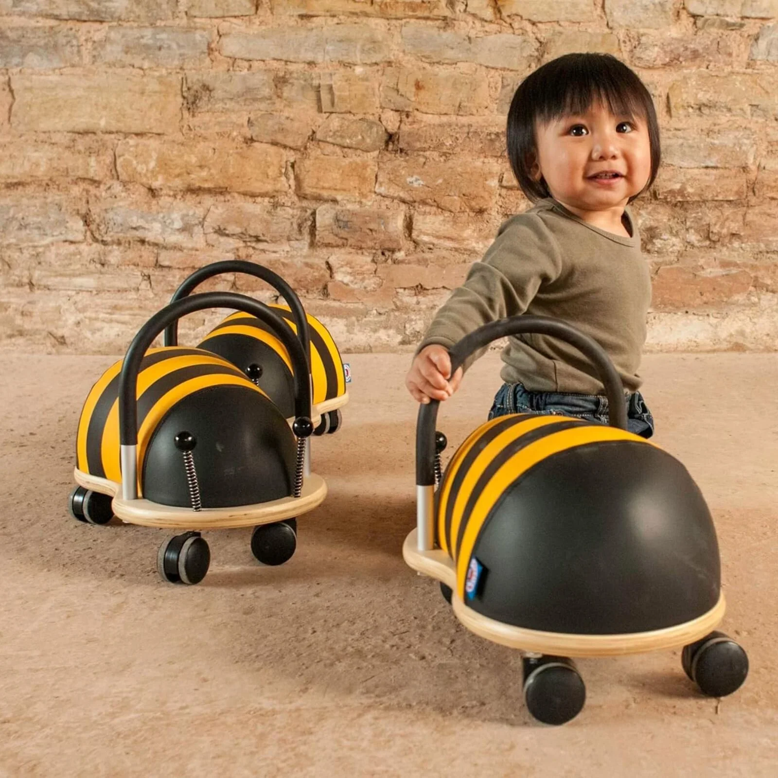 Wheely Bug Small Ride On - Bumble Bee - Image 11