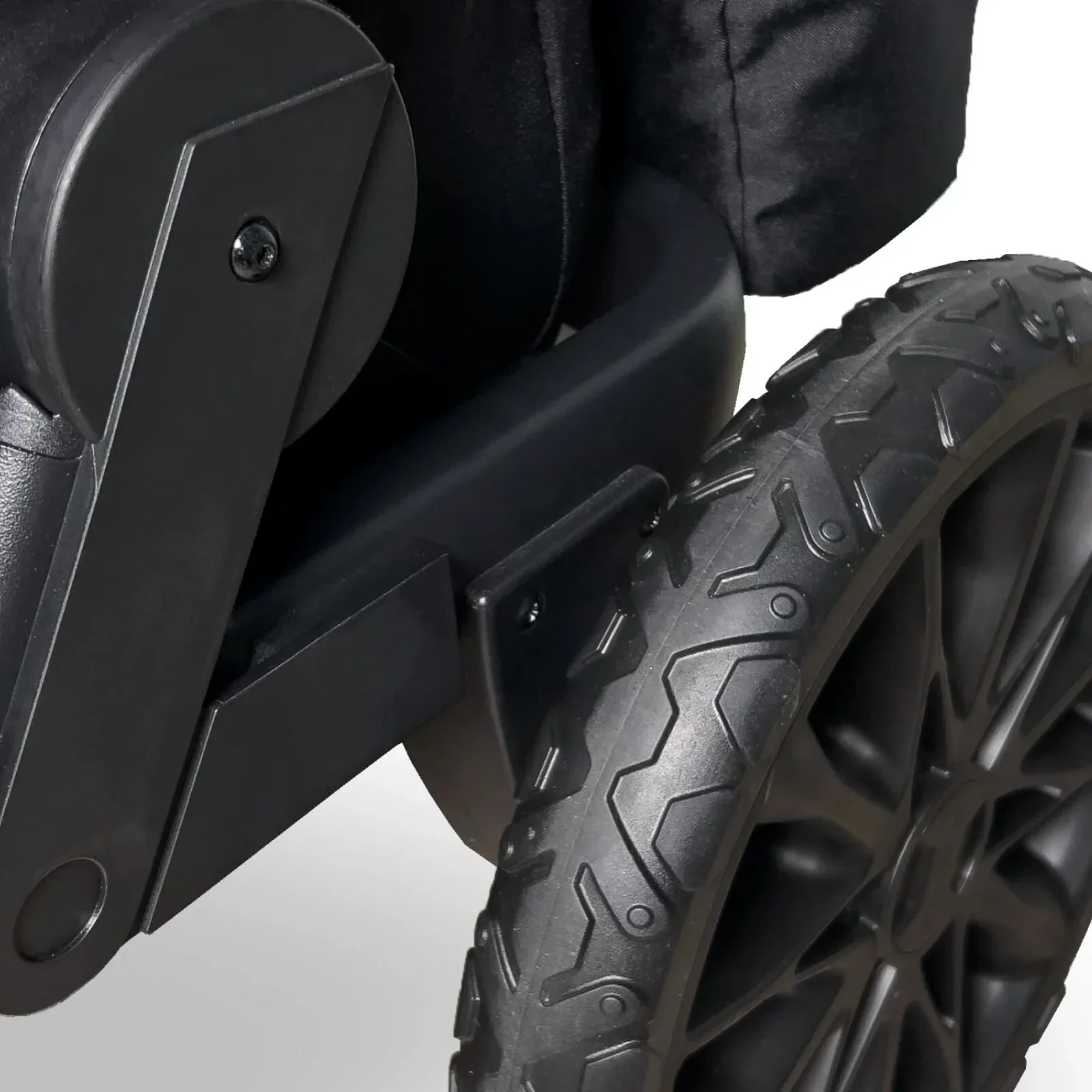 Wonderfold L4 Quad Stroller Wagon - Black - Image 4