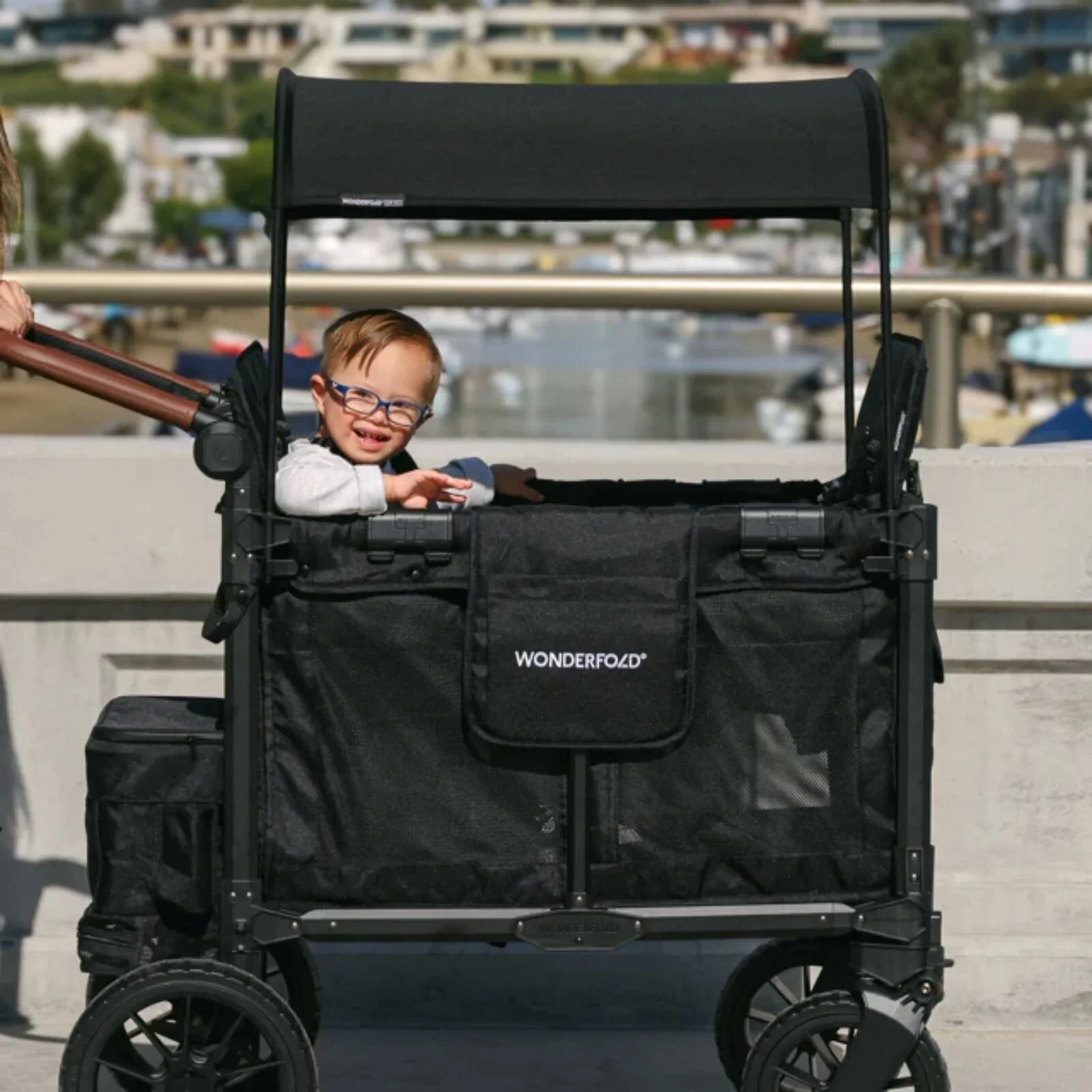 Wonderfold W2 Luxe Pro Stroller Wagon - Jet Black - Image 17