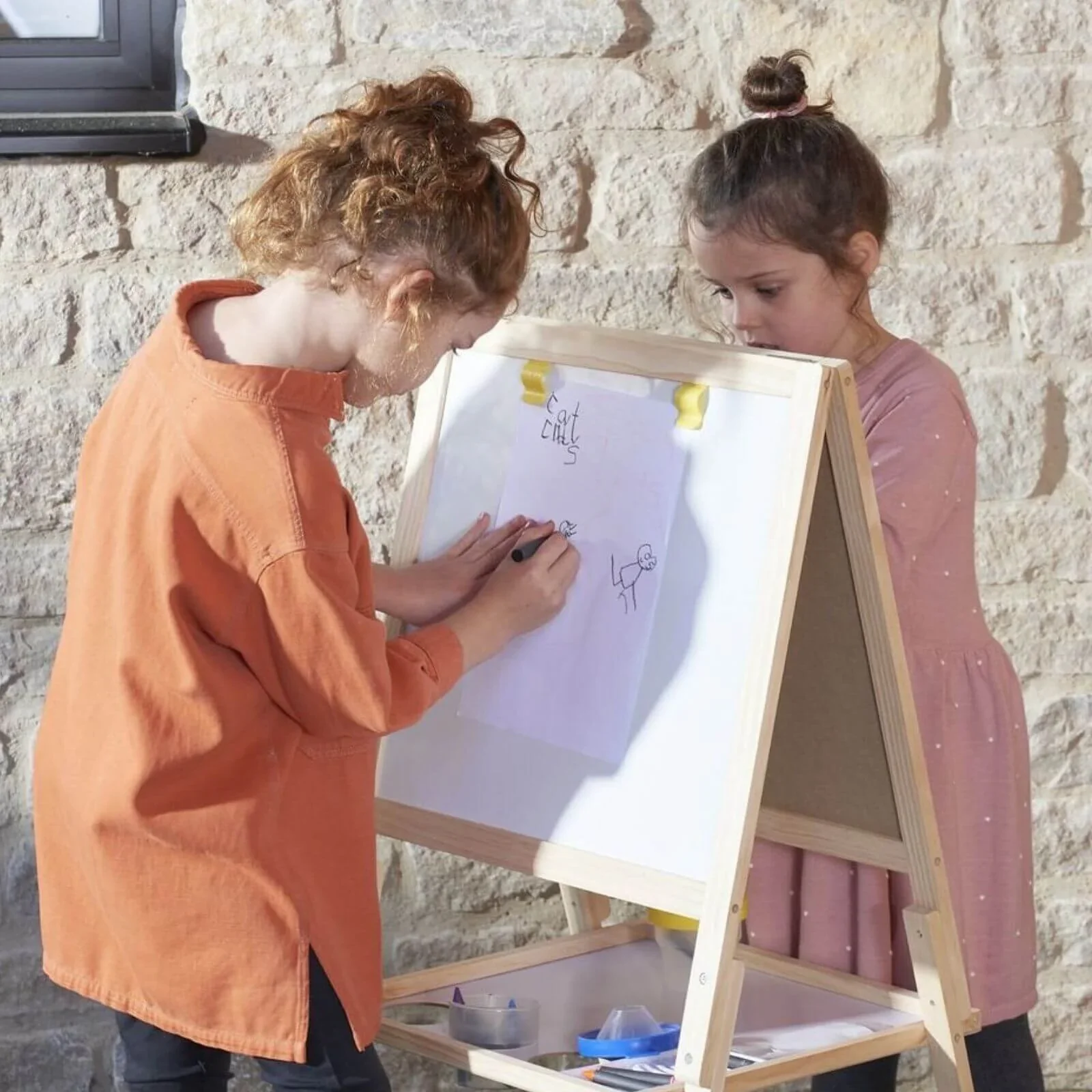Wooden Easel - Image 3