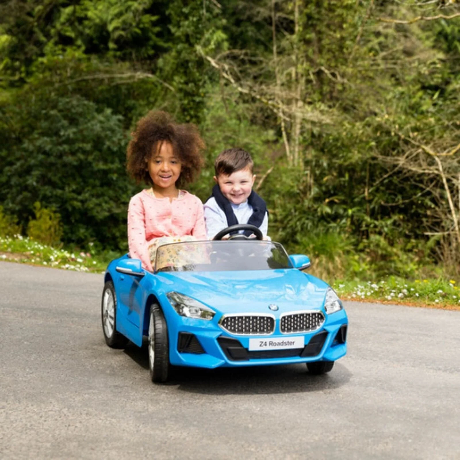 Xootz BMW Z4 12V Electric Ride On with Lithium Battery - Blue - Image 9