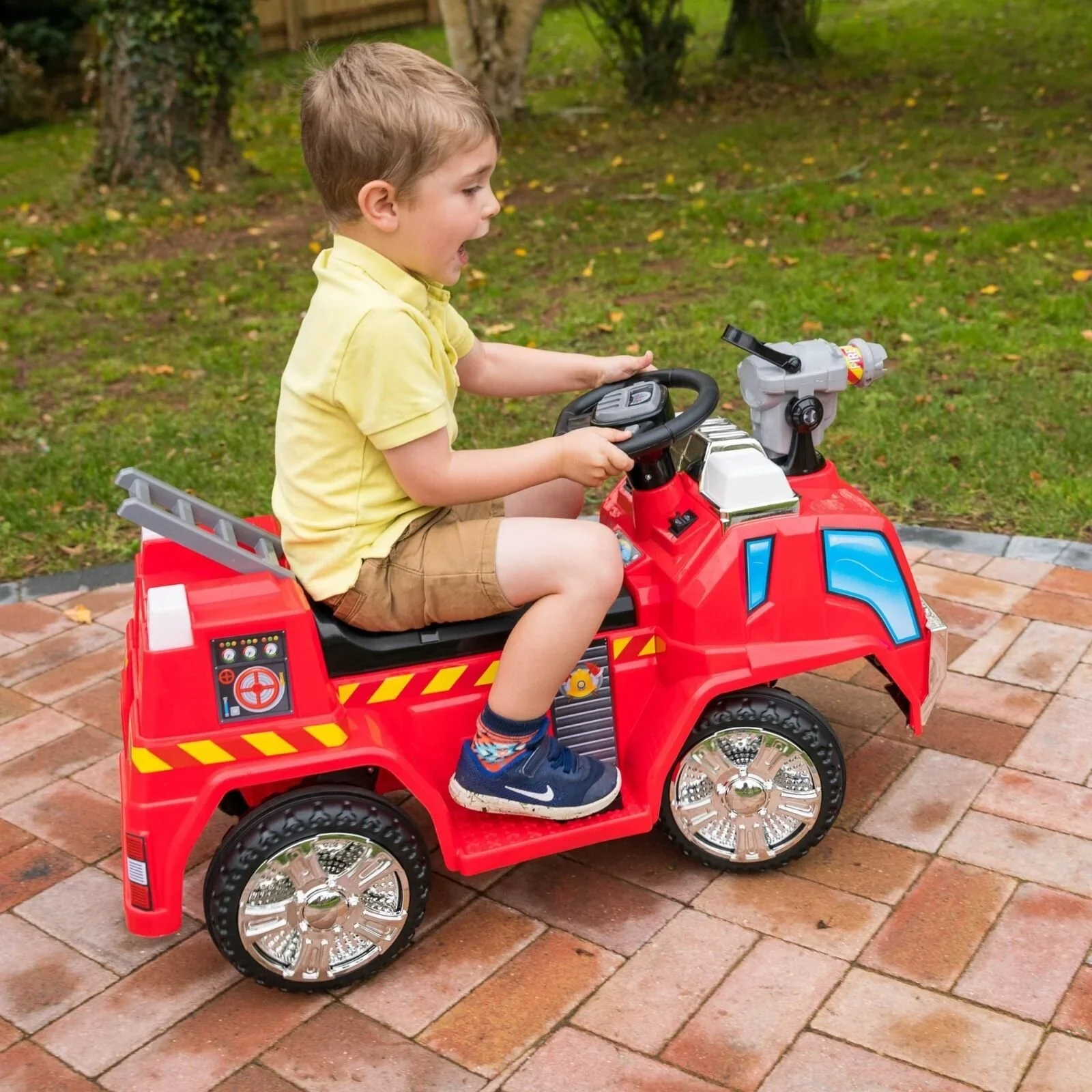 Xootz Fire Engine Electric Ride On - Image 6