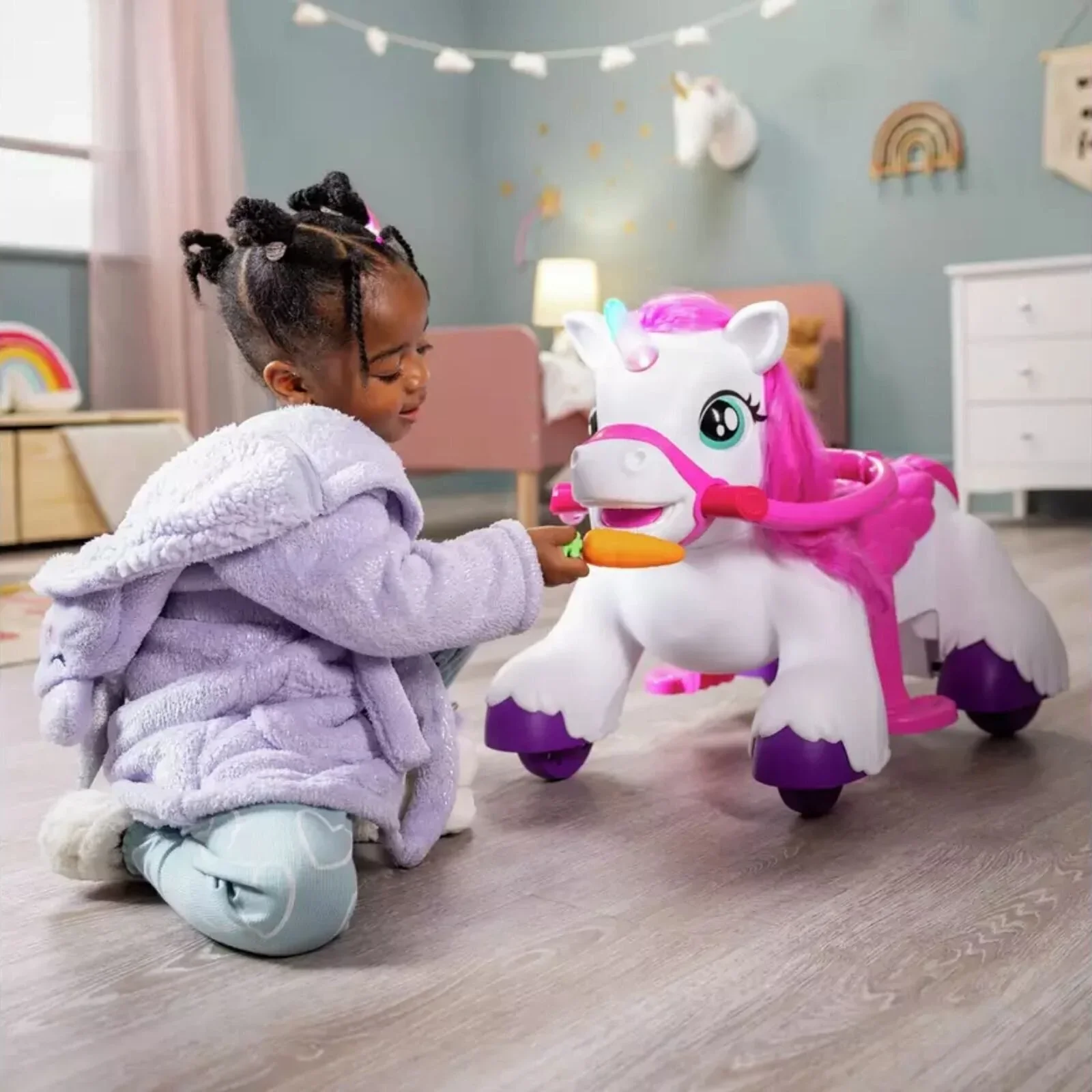 Xootz Magical Unicorn 6V Electric Ride On - White - Image 7