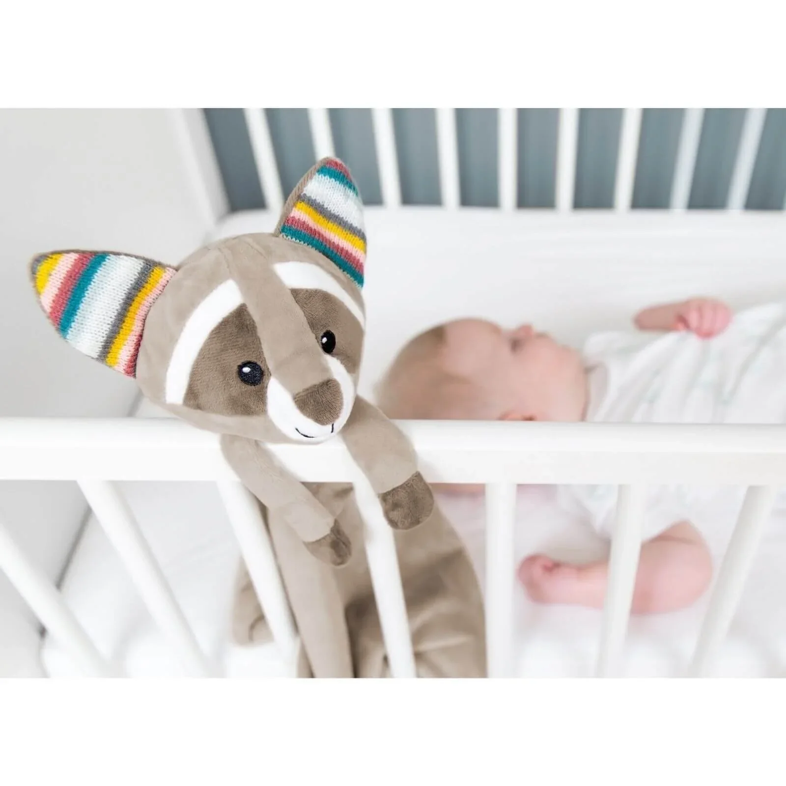 Zazu Robin The Raccoon Baby Comforter - Image 4